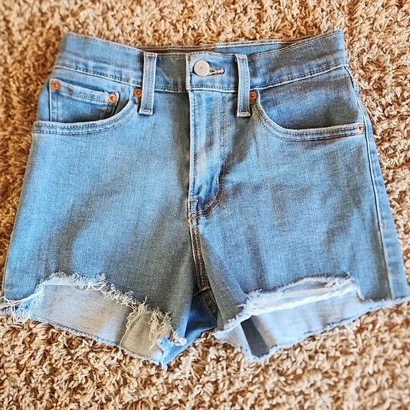 Levis's lightweight distressed jean shorts womans size 25 - Picture 1 of 11